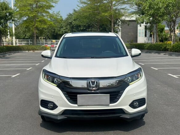 2021 Honda Vezel I Рестайлинг, белый, 1420000 рублей - вид 1