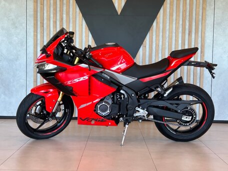 2026 Voge 525RR, красный, 577000 рублей, вид 5