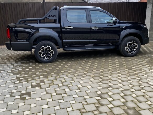 2024 JAC T9, чёрный, 3650000 рублей - вид 5