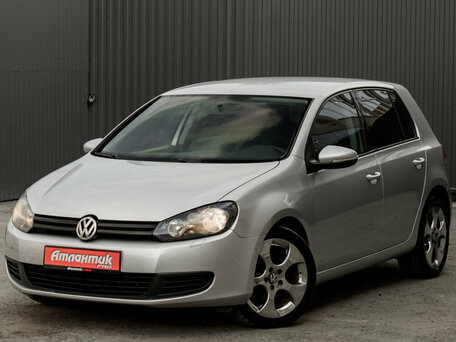 Volkswagen Golf VI