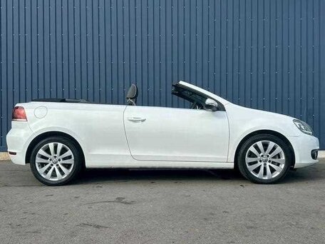 Volkswagen Golf VI