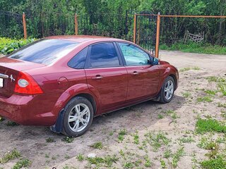 2008 Ford Focus II Рестайлинг, пурпурный, 650000 рублей, вид 4