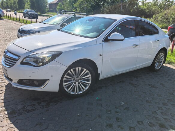 2014 Opel Insignia I Рестайлинг, белый, 930000 рублей - вид 1