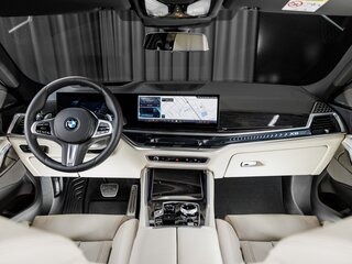 2025 BMW X6 40d III (G06) Рестайлинг, чёрный, 22107300 рублей, вид 3