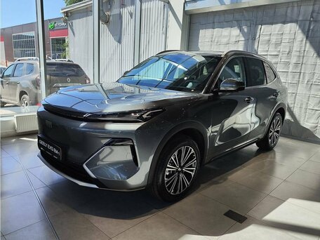2026 Geely EX5 Гибрид EM-i, серый, 3974990 рублей, вид 1