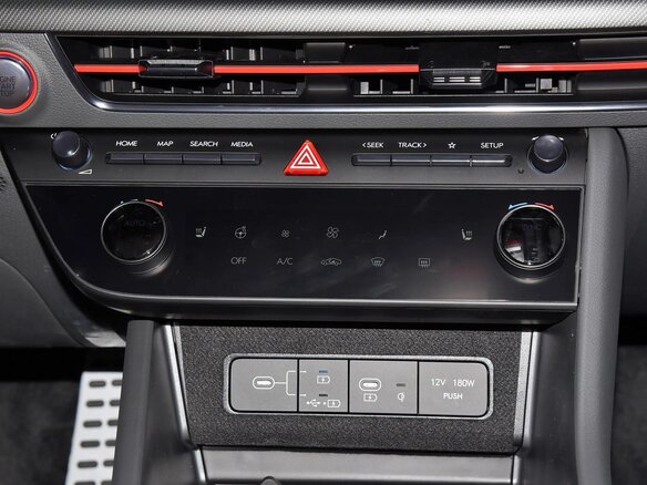 2025 Hyundai Sonata VIII (DN8) Рестайлинг, серый, 3300000 рублей - вид 15