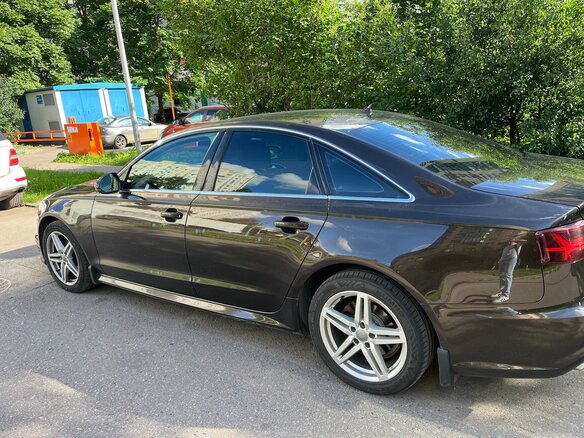 2017 Audi A6 IV (C7) Рестайлинг, коричневый, 2450000 рублей - вид 4