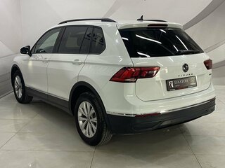 2021 Volkswagen Tiguan II Рестайлинг, белый, 2595000 рублей, вид 5