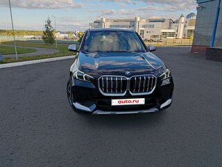 2023 BMW X1 28i xDrive III (U11/U12), чёрный, 3335000 рублей, вид 3