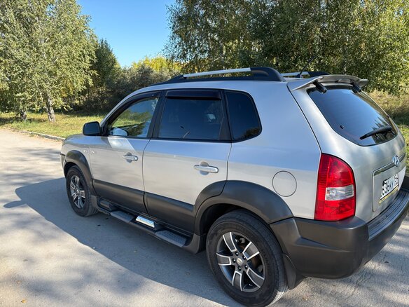 2007 Hyundai Tucson I, серебристый, 790000 рублей - вид 2