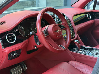 2018 Bentley Bentayga I, белый, 11500000 рублей, вид 1