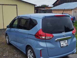 2020 Honda Freed II Рестайлинг, синий, 1700000 рублей, вид 3