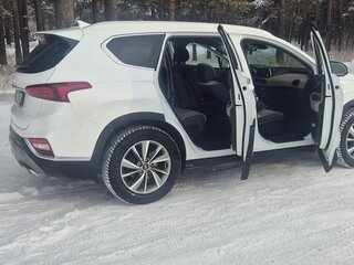 2019 Hyundai Santa Fe IV, белый, 1550000 рублей, вид 4