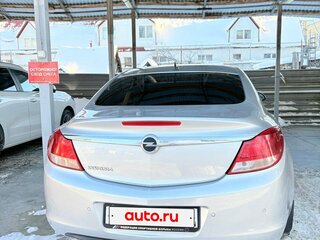 2013 Opel Insignia I, серебристый, 900000 рублей, вид 3