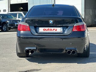 2009 BMW 5 серии 525i V (E60/E61) Рестайлинг, чёрный, 1030000 рублей, вид 4