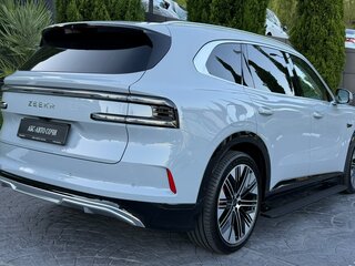 2026 Zeekr 8X 70 kWh, серый, 12900000 рублей, вид 3
