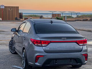 2018 Kia Rio IV, серый, 1740000 рублей, вид 5
