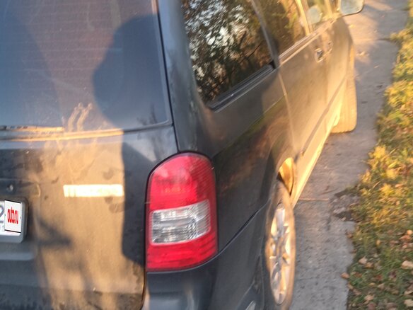 2002 Mazda MPV II (LW), чёрный, 480000 рублей - вид 7