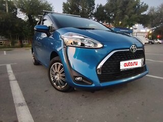 2019 Toyota Sienta II Рестайлинг, синий, 1500000 рублей, вид 3
