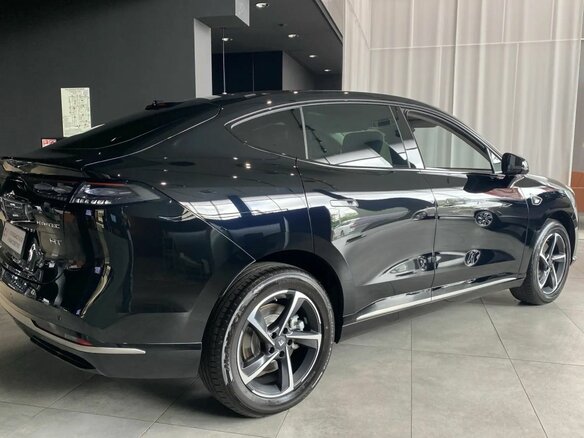 2026 GAC Hyptec HT, чёрный - вид 2