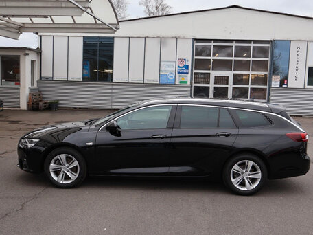 2022 Opel Insignia II Рестайлинг, чёрный, 2446917 рублей, вид 2