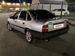 1989 Opel Vectra A, серый, 230000 рублей, вид 4