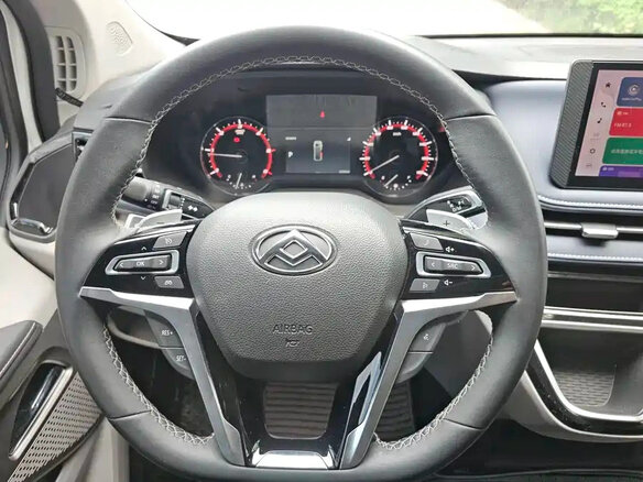 2023 Maxus V70, белый - вид 10