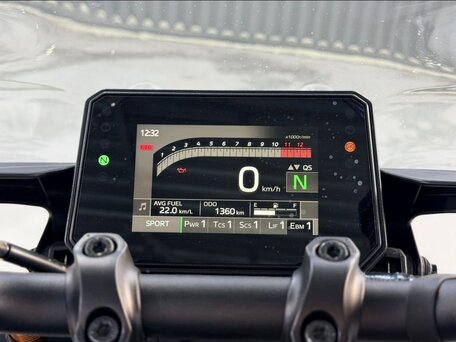 2024 Yamaha MT-09 (FZ-09), синий, 1470000 рублей, вид 3