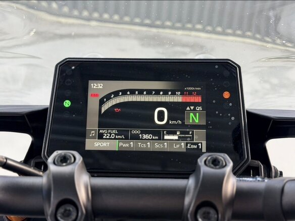 2024 Yamaha MT-09 (FZ-09), синий - вид 3