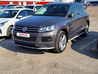 2012 Volkswagen Touareg II, серый, 2390000 рублей, вид 1