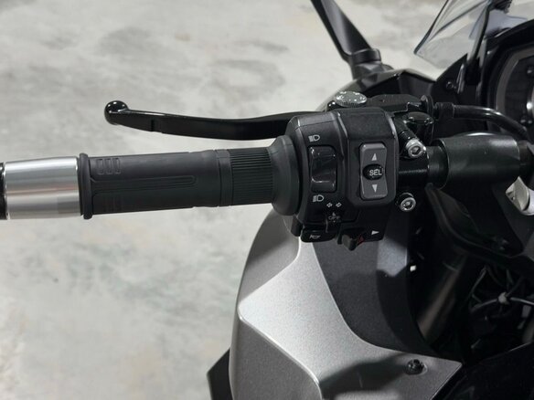 2017 Kawasaki Ninja 1000, серый, 1050000 рублей - вид 16