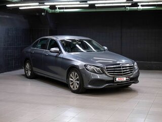 2018 Mercedes-Benz E-Класс 200 V (W213, S213, C238), серый, 1745000 рублей, вид 3