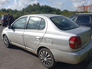 2000 Toyota Platz, серый, 125000 рублей, вид 3