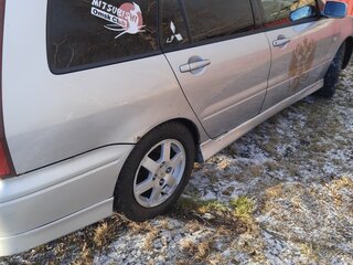 2003 Mitsubishi Lancer Cedia IX, серебристый, 220000 рублей, вид 4