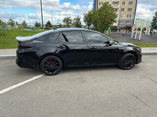 2019 Kia Optima IV Рестайлинг, чёрный, 2250000 рублей, вид 4