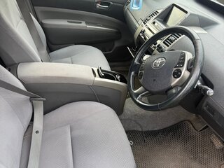 2009 Toyota Prius II Рестайлинг (XW20), серебристый, 600000 рублей, вид 5