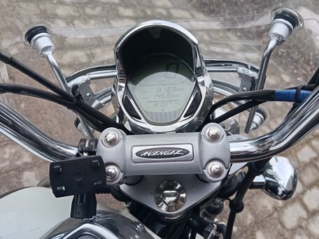 2019 Bajaj Avenger, белый, 170000 рублей, вид 3