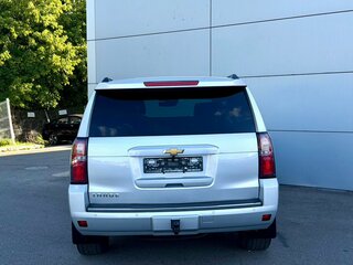 2016 Chevrolet Tahoe IV, серебристый, 3120000 рублей, вид 5