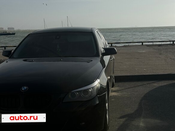 2009 BMW 5 серии 520i V (E60/E61) Рестайлинг, чёрный, 1000000 рублей - вид 9