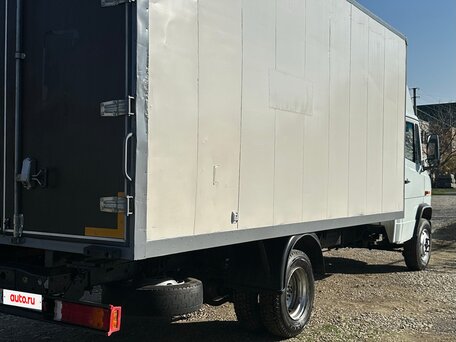 2000 Mercedes-Benz Vario, белый, 1590000 рублей, вид 4