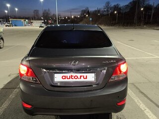 2011 Hyundai Solaris I, чёрный, 550000 рублей, вид 3