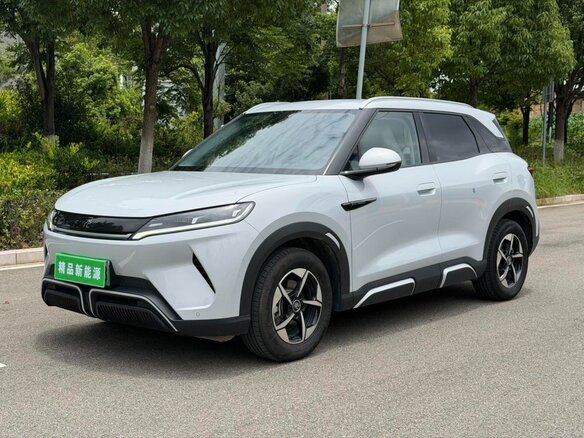 2025 BYD Yuan Up 45.12 kWh, серый, 1770000 рублей - вид 4