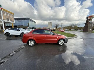 2011 Kia Rio II Рестайлинг, красный, 650000 рублей, вид 2
