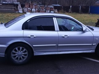 2005 Hyundai Sonata ТагАЗ IV (EF) Рестайлинг, серебристый, 420000 рублей, вид 3