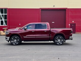 2020 Ram 1500 Crew Cab V, красный, 6800000 рублей, вид 4