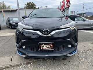 2019 Toyota C-HR I, чёрный, 1390000 рублей, вид 2