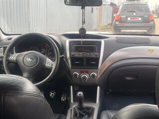 2008 Subaru Forester II Рестайлинг, серебристый, 900000 рублей, вид 4