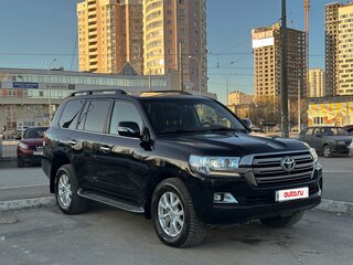 2017 Toyota Land Cruiser 200 Series Рестайлинг 2, чёрный, 5500000 рублей, вид 1