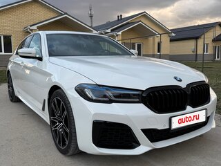 2019 BMW 5 серии 530i xDrive VII (G30/G31/G38), белый, 4200000 рублей, вид 4