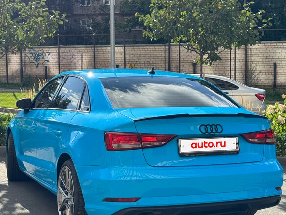 2019 Audi A3 III (8V) Рестайлинг, голубой, 1400000 рублей - вид 13